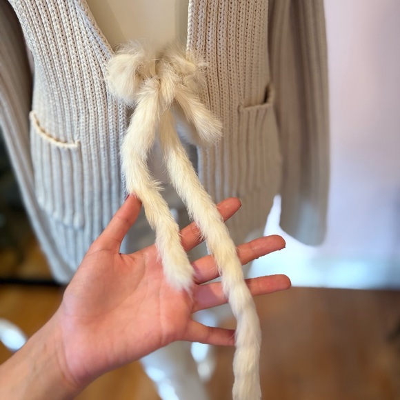 Knit Sweater with Fur Trim - Picture 4 of 6